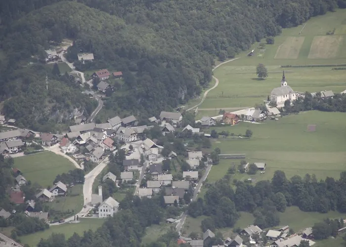 アパート Gregorc