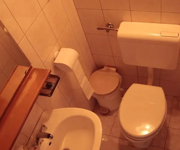 Gregorc Διαμέρισμα *